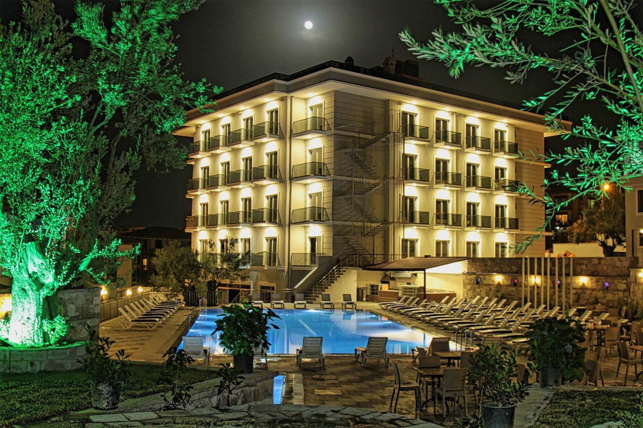Elisa Hotel Ayvalik Exterior photo